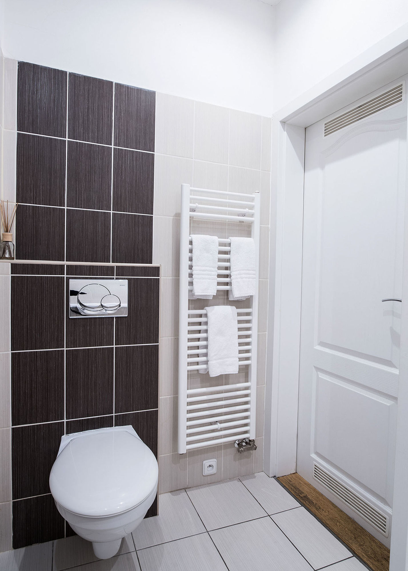 Фото Royal Road Residence