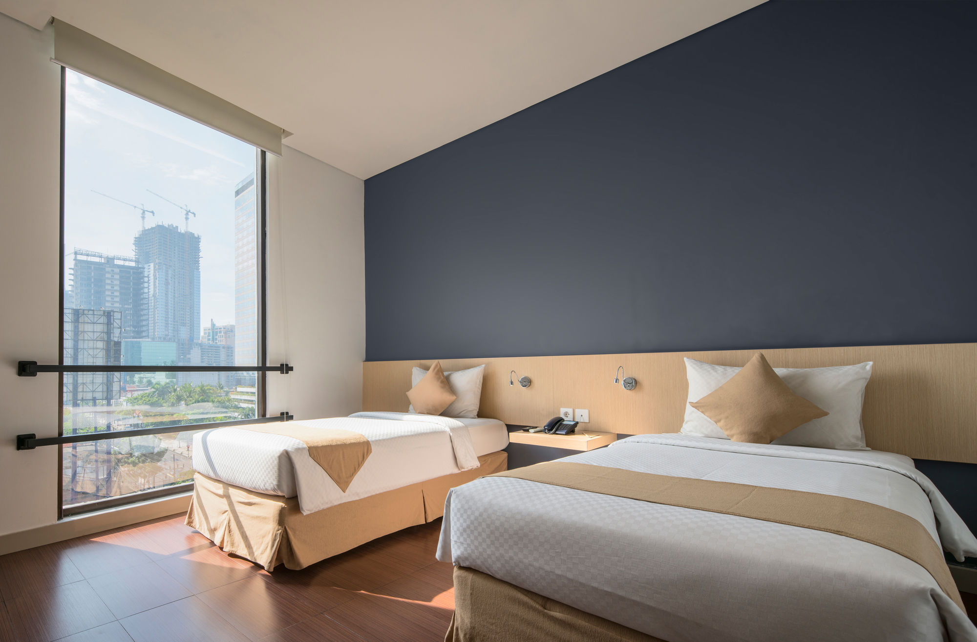 Фото Hotel 88 Embong Malang