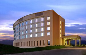Гостиница Fortune Select Grand Ridge - Member ITC Hotel Group