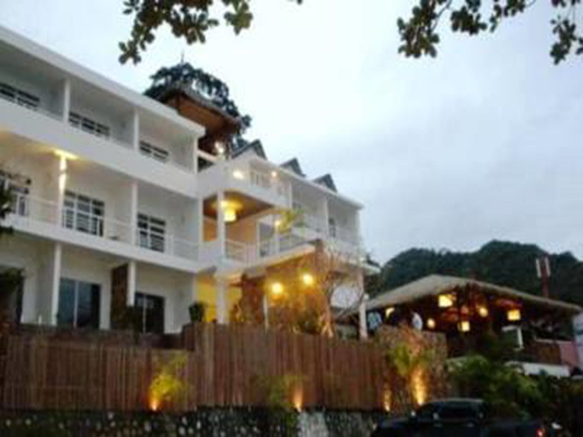 Фото Saravoan Hotel Kep