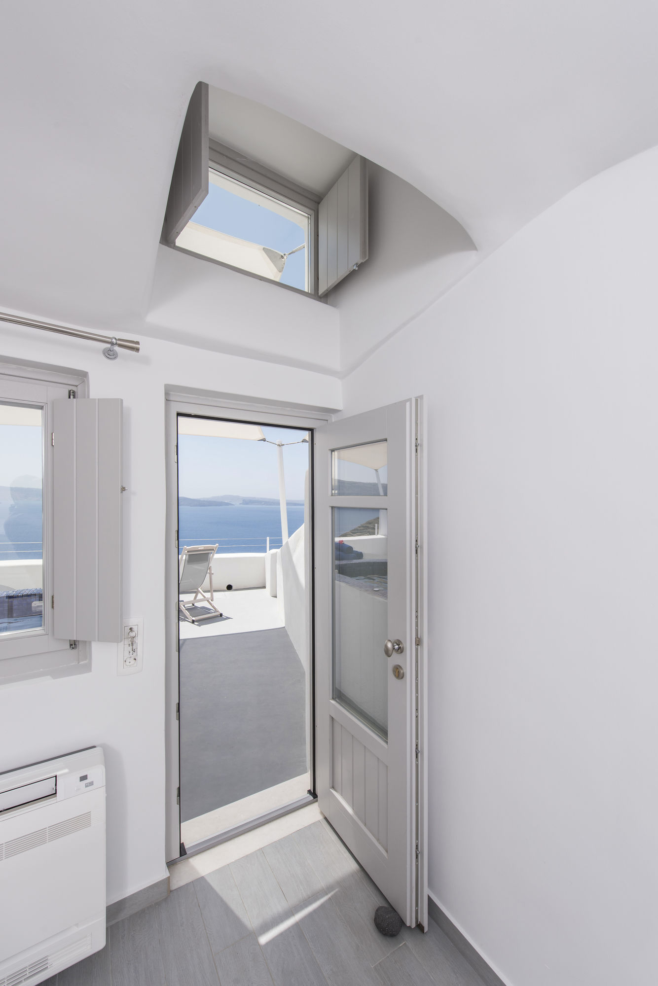 Фото Ambition Suites