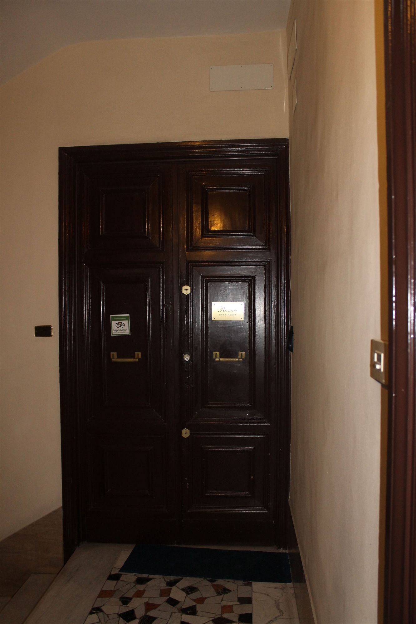 Фото Rovati Guest House