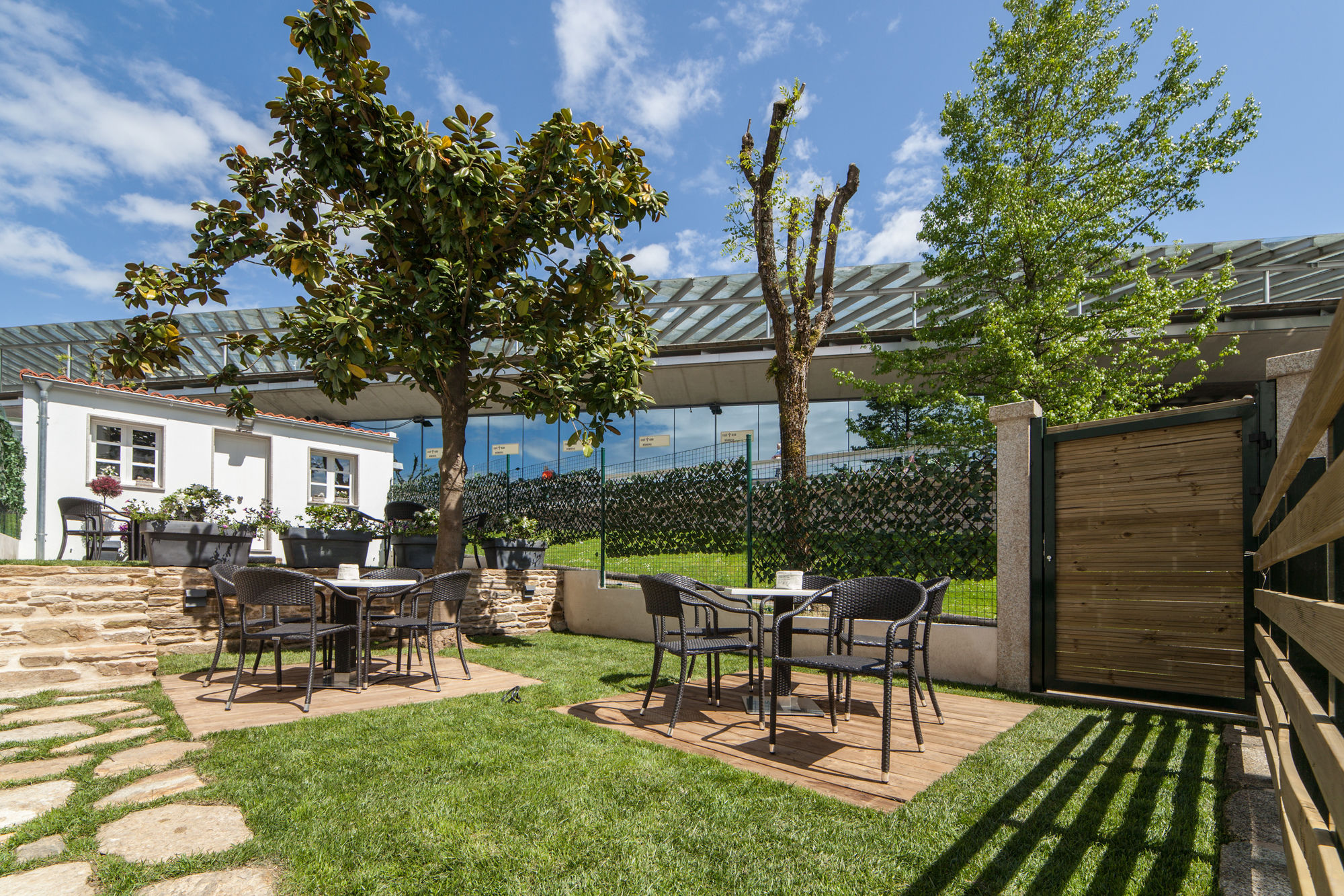 Фото Apartamentos Nova Compostela