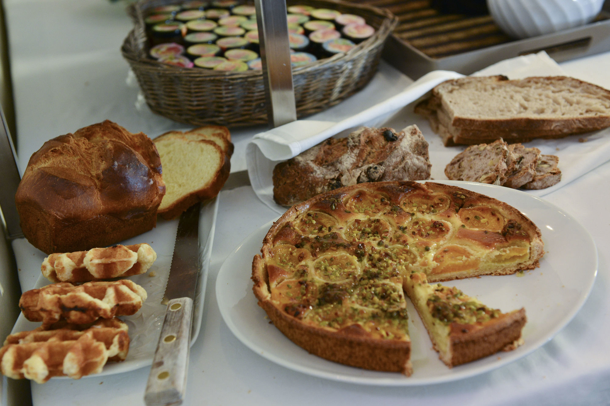 Фото Accostage Hotel