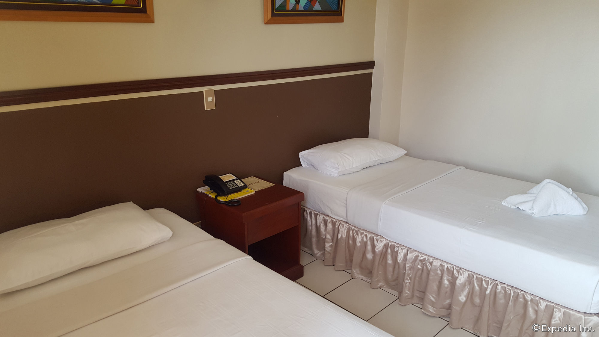 Фото Dumaguete Royal Suite Inn