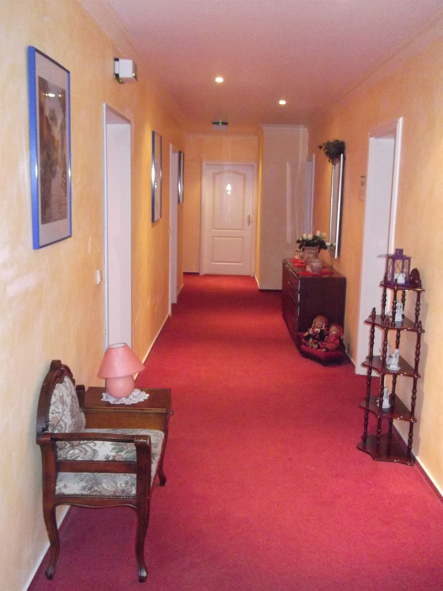 Фото Hotel Grüne Tanne