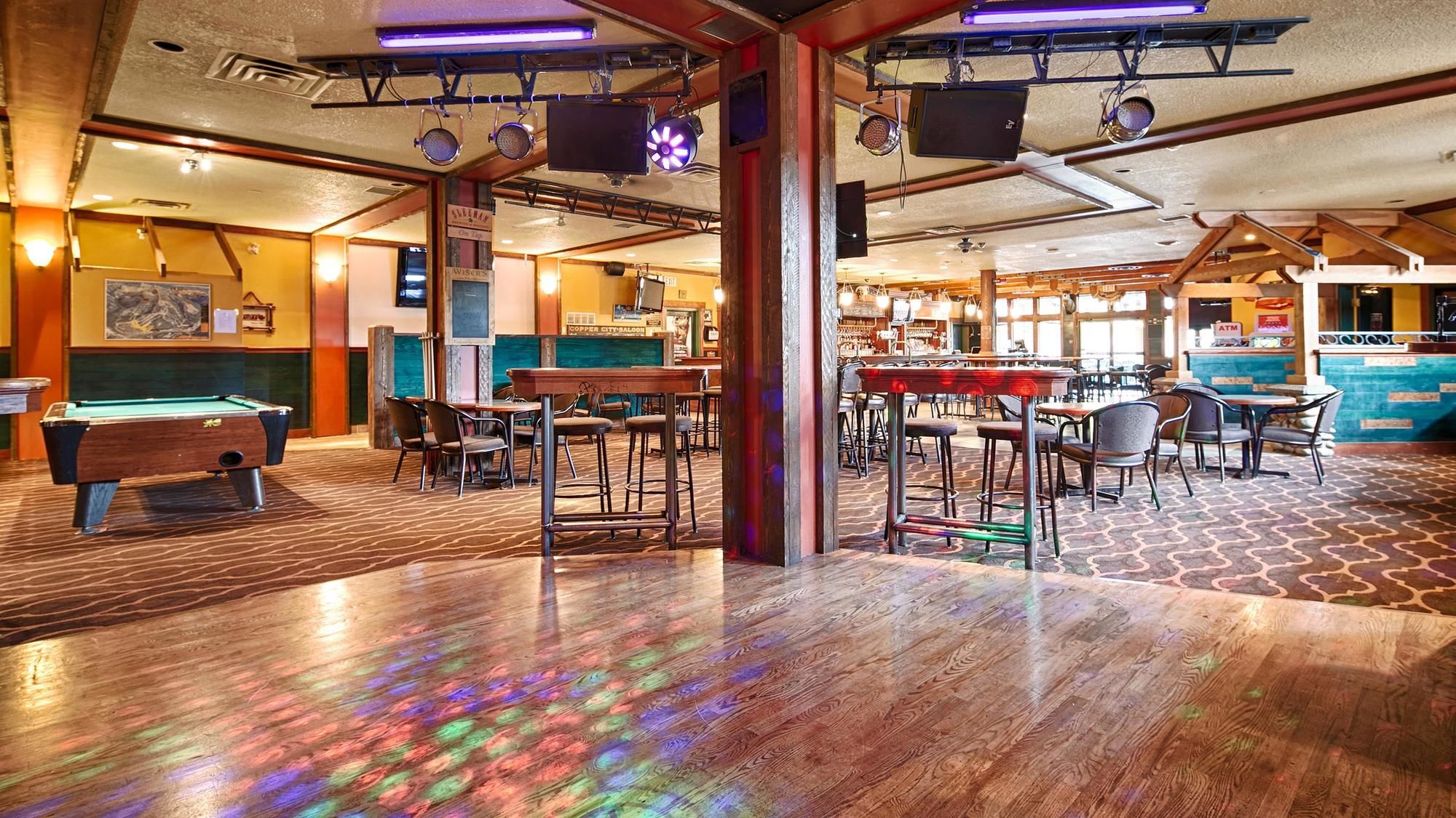 Фото Invermere Inn