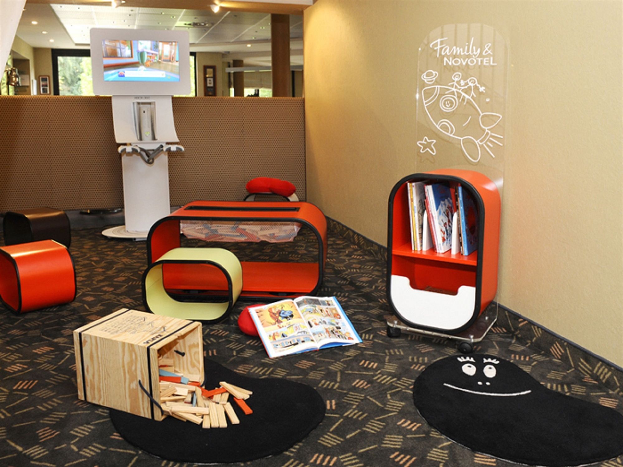 Фото Novotel Bayeux