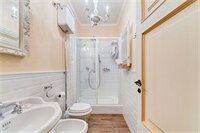 Фото Lunaria Suites Rome