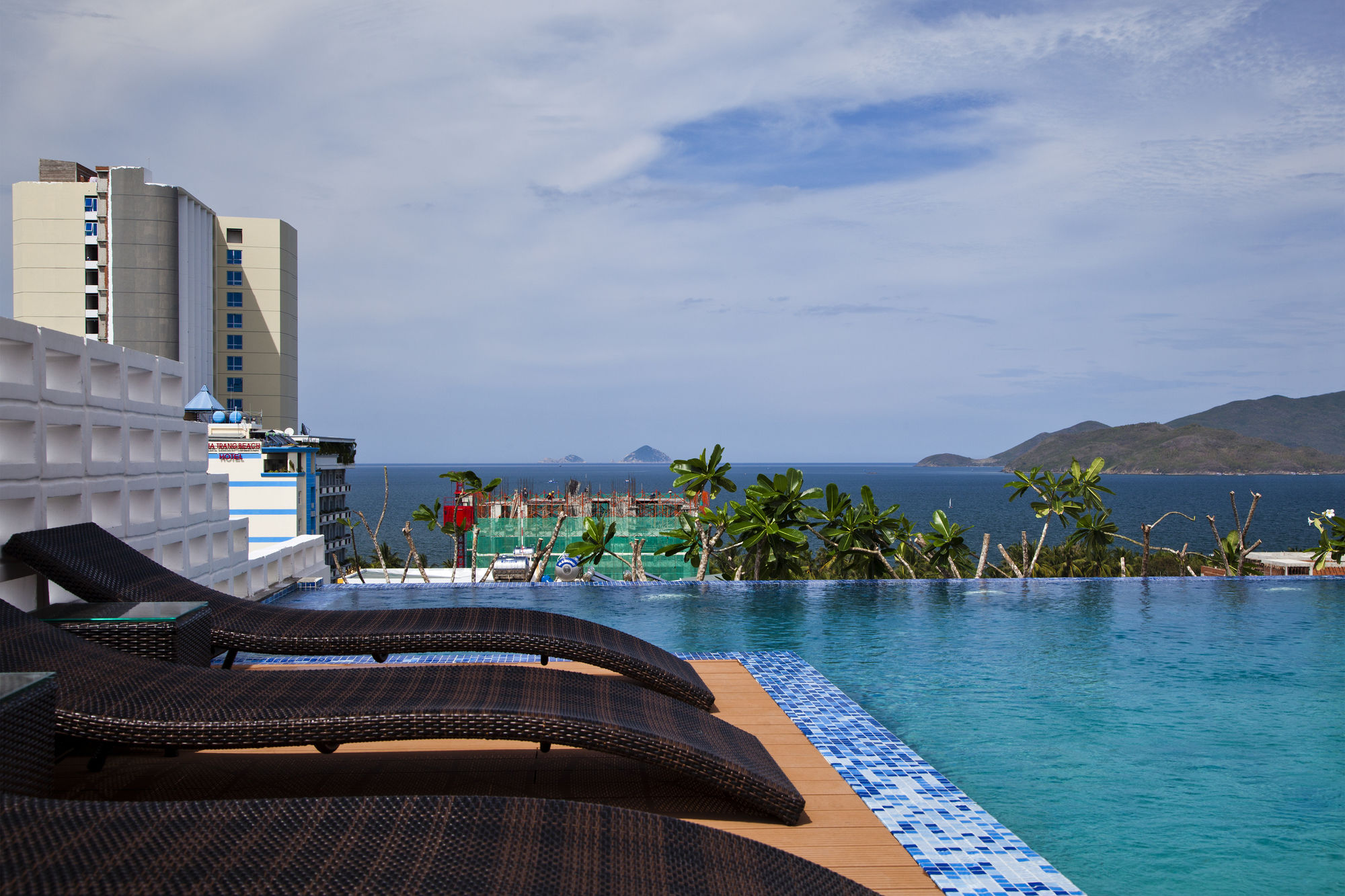 Фото Golden Holiday Hotel Nha Trang