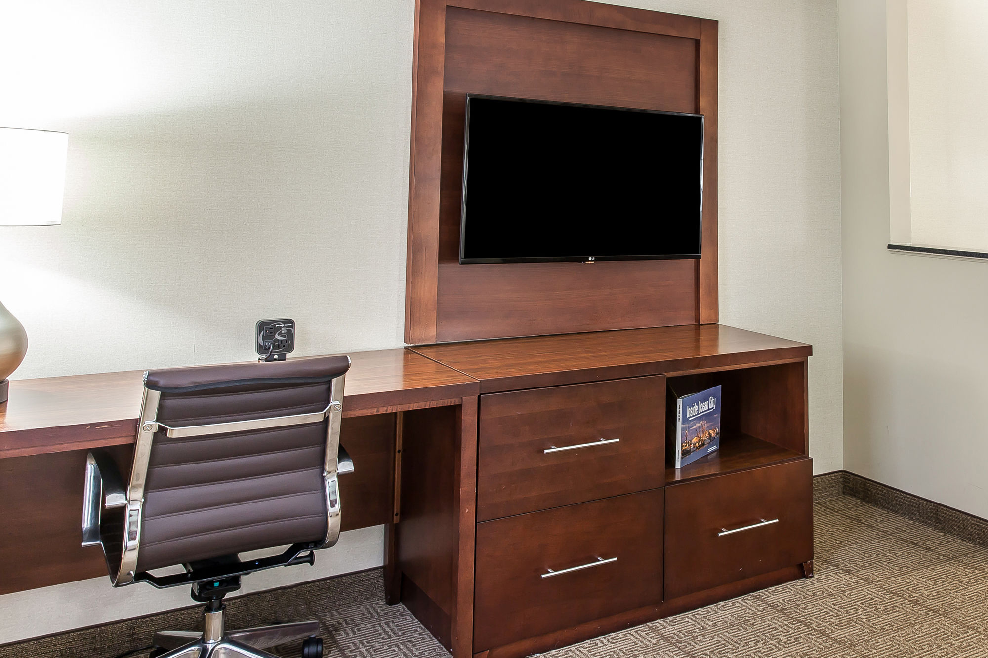 Фото Comfort Suites Ocean City