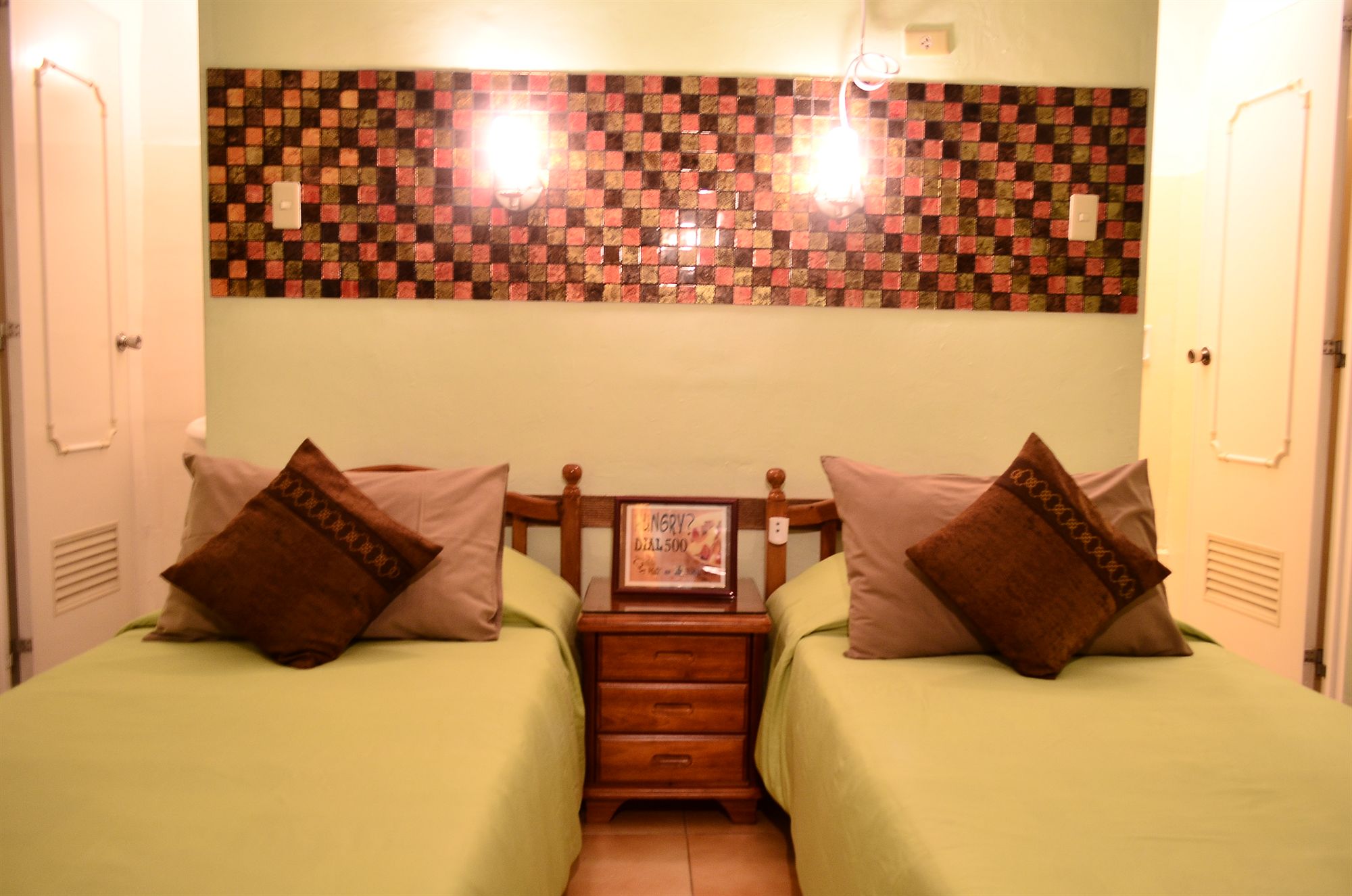 Фото Saint Illians Inn