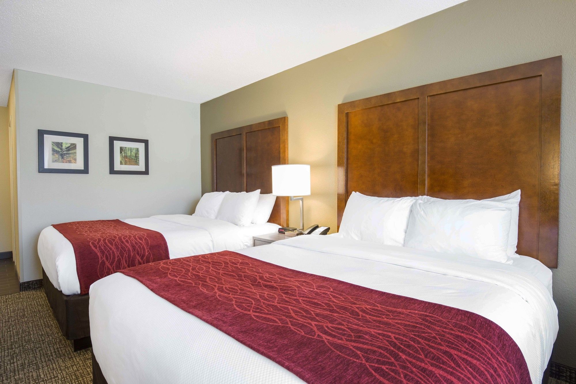 Фото Comfort Inn La Porte