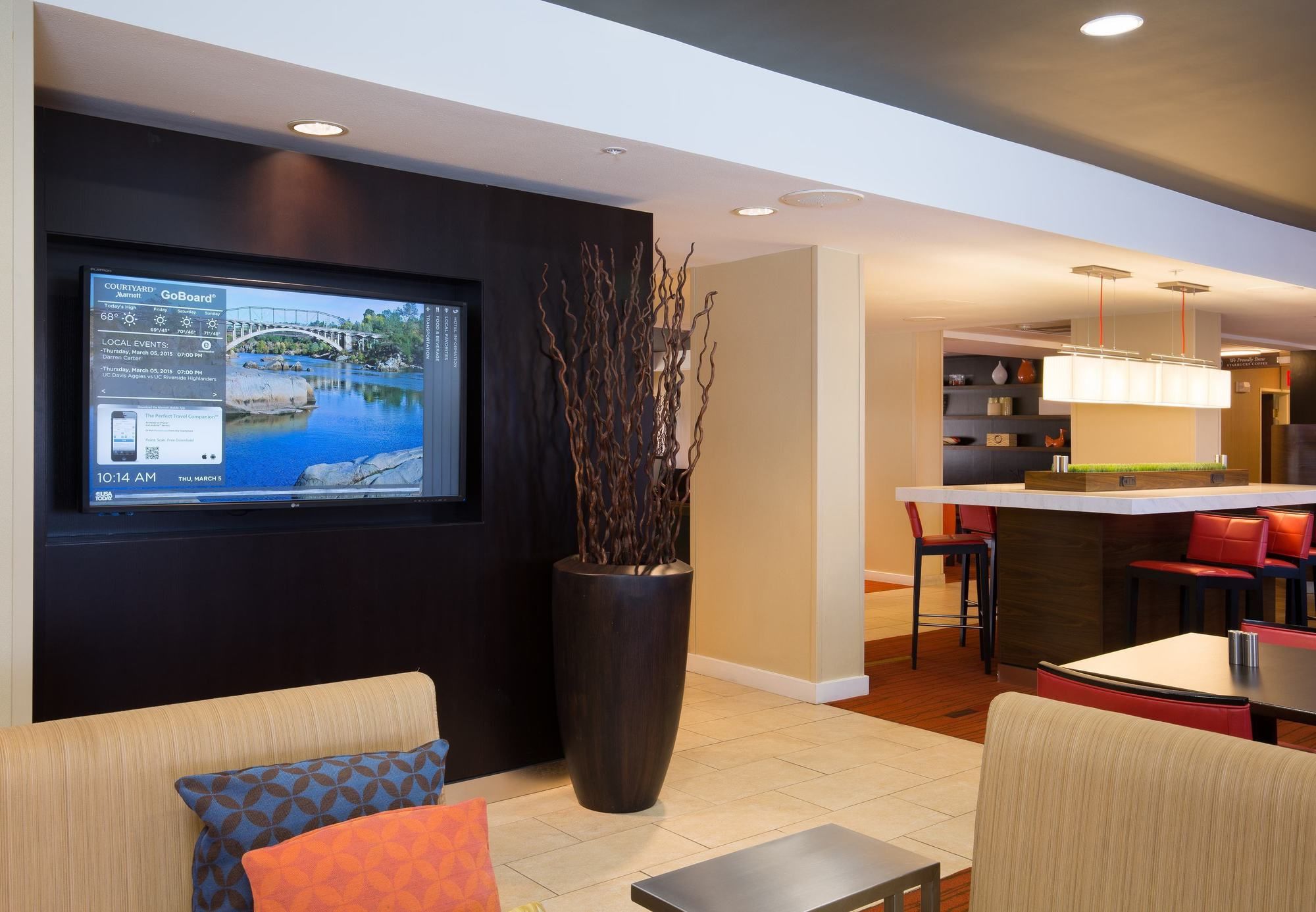 Фото Courtyard by Marriott Roseville