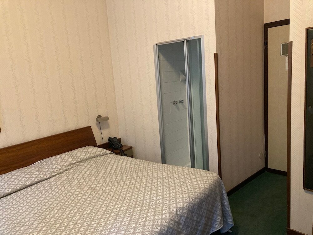 Фото London Hotel