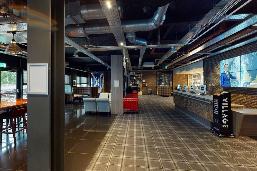 Фото Village Hotel Edinburgh