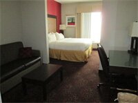 Фото Holiday Inn Express Cloverdale - Greencastle, an Ihg Hotel