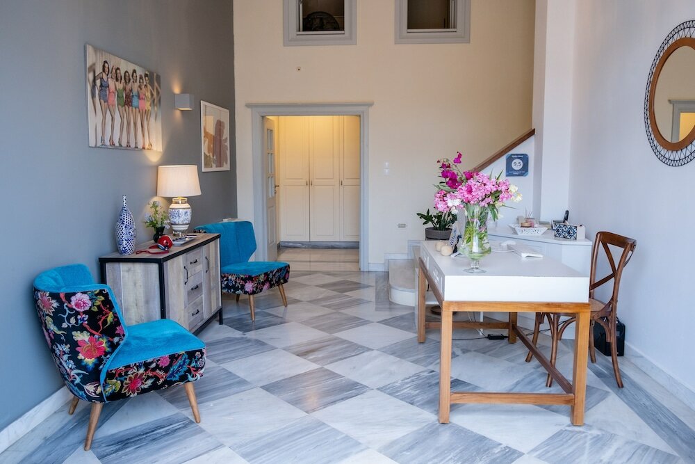 Фото Hydra Hotel