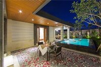 Фото The Banyumas Suite Villa Legian
