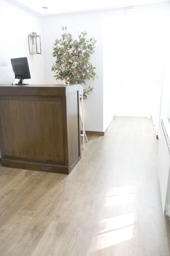 Фото Hostal La Bañezana