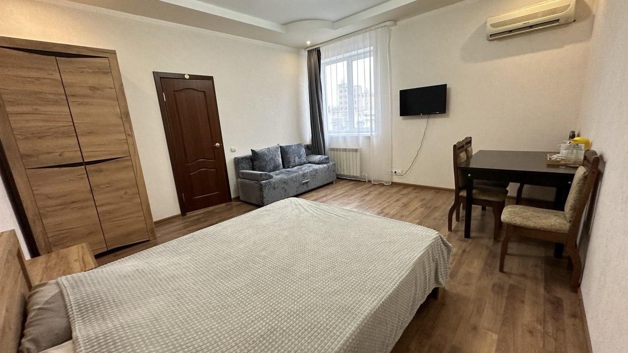 Фото Милана