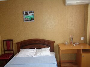 Kavkaz (Kropotkin, Krasnaya ulitsa, 144), hotel