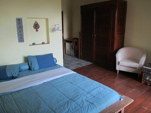 Гостиница Hotel Swiss Family Home в Хетауде