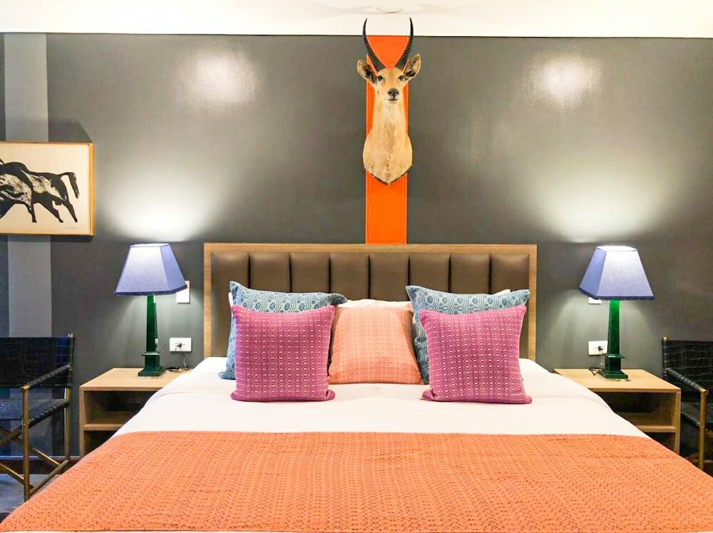 Фото Unwnd Flats Makati