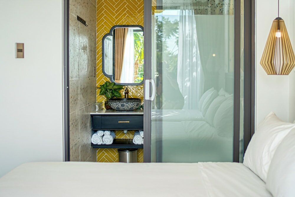 Фото Rokas Hoi An Boutique Hotel