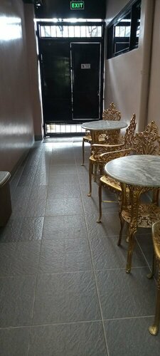 Гостиница Lorraines Suites в Боронгане