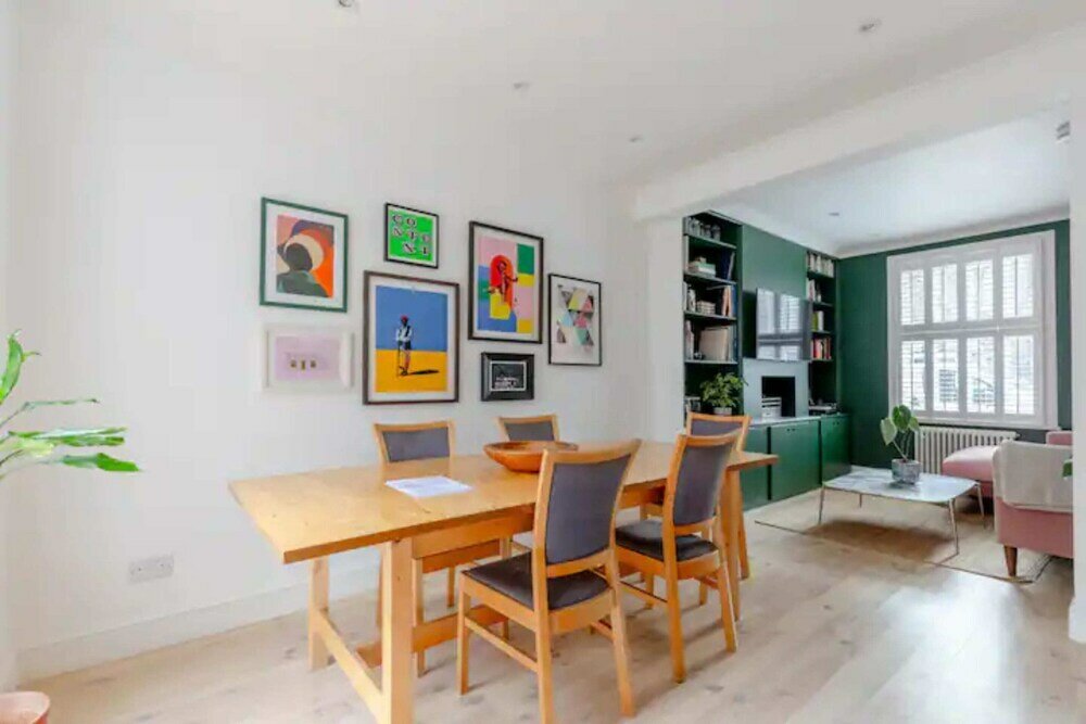 Фото Beautifully Designed 2bd House - by Queen's Park!