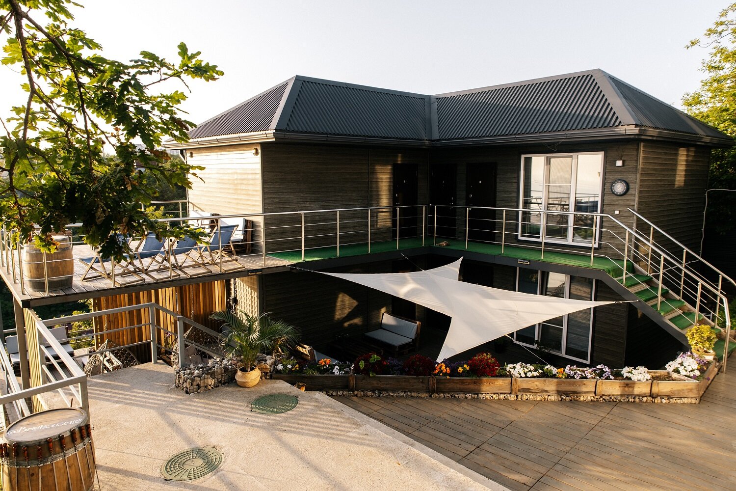 Фото отеля 1