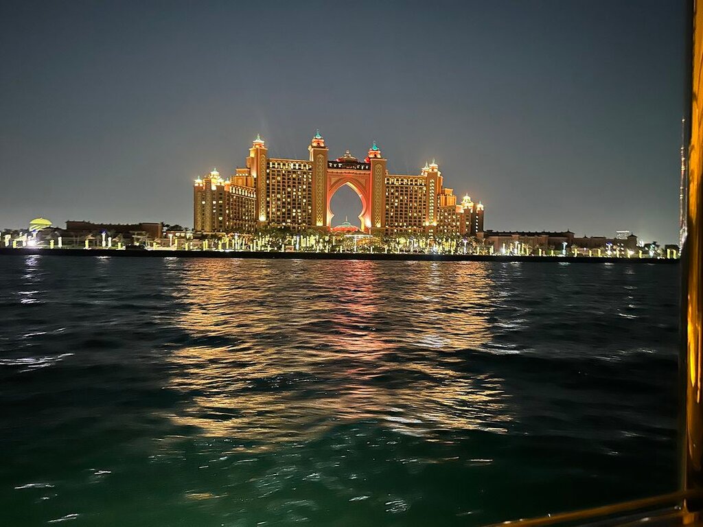 Yacht club Dutch Oriental Restaurant, Dubai, photo