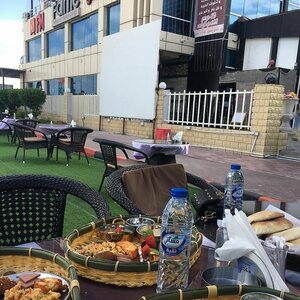 FM Restaurant & Cafe (Ajman, City Center Sector, Al Rumaila 2, Sheikh Humaid Bin Rashid Al Nuaimi Street, 33/1), restaurant