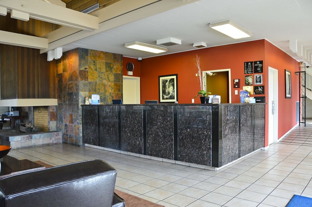 Фото Best Western Village Inn