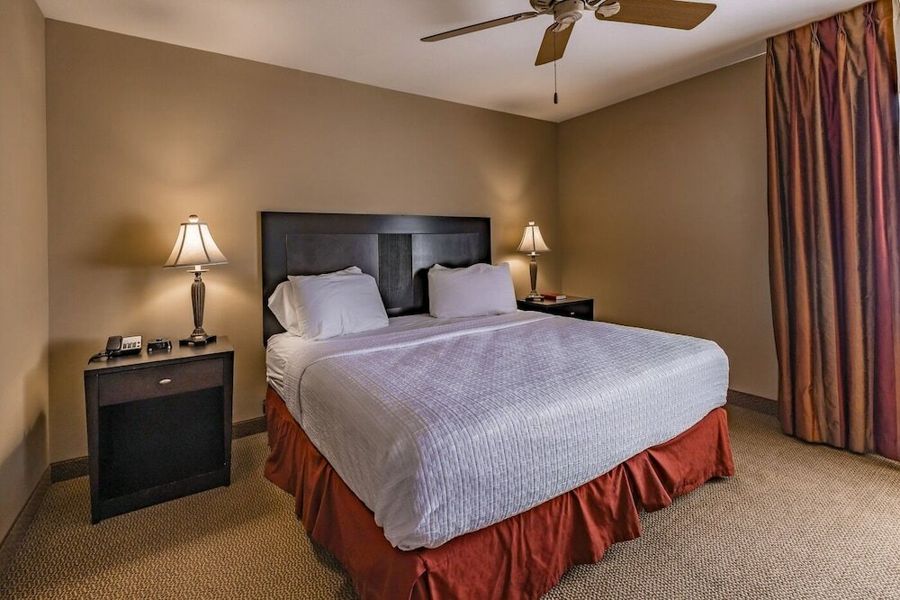 Фото English Inn of Charlottesville