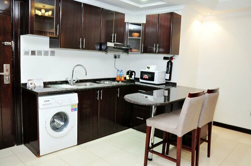 Гостиница Ewan Ajman Suites в Эмирате Аджман