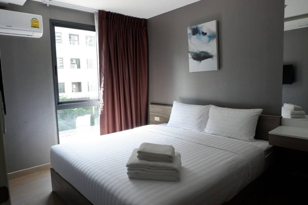 Фото Dazzle Residence