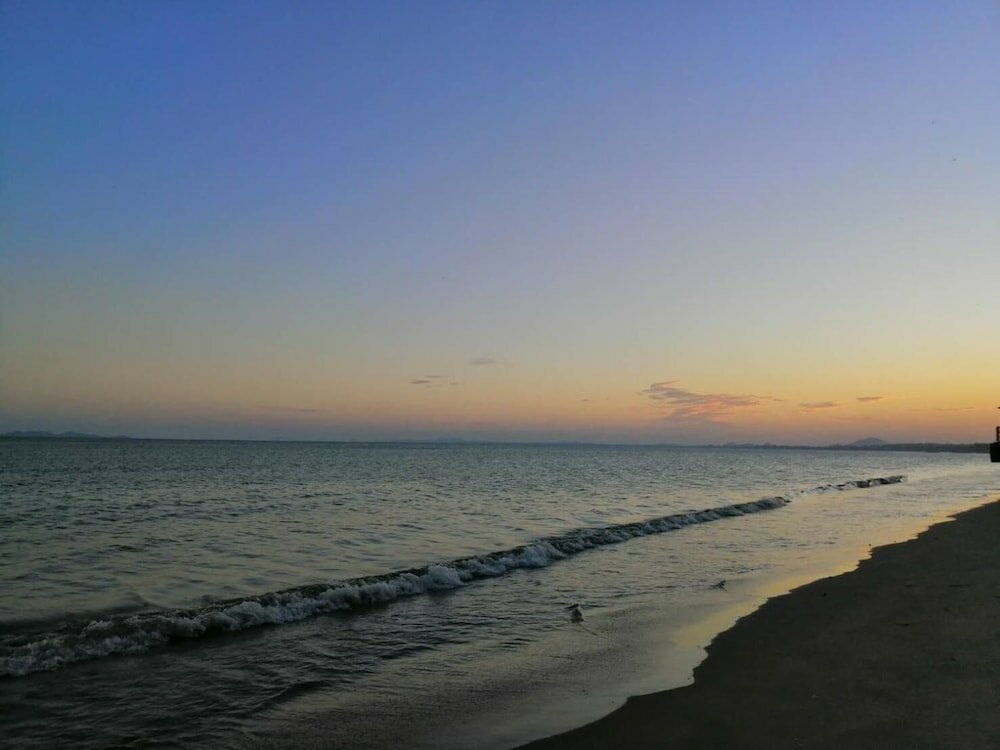 Фото Bang Saphan Resort Hotel