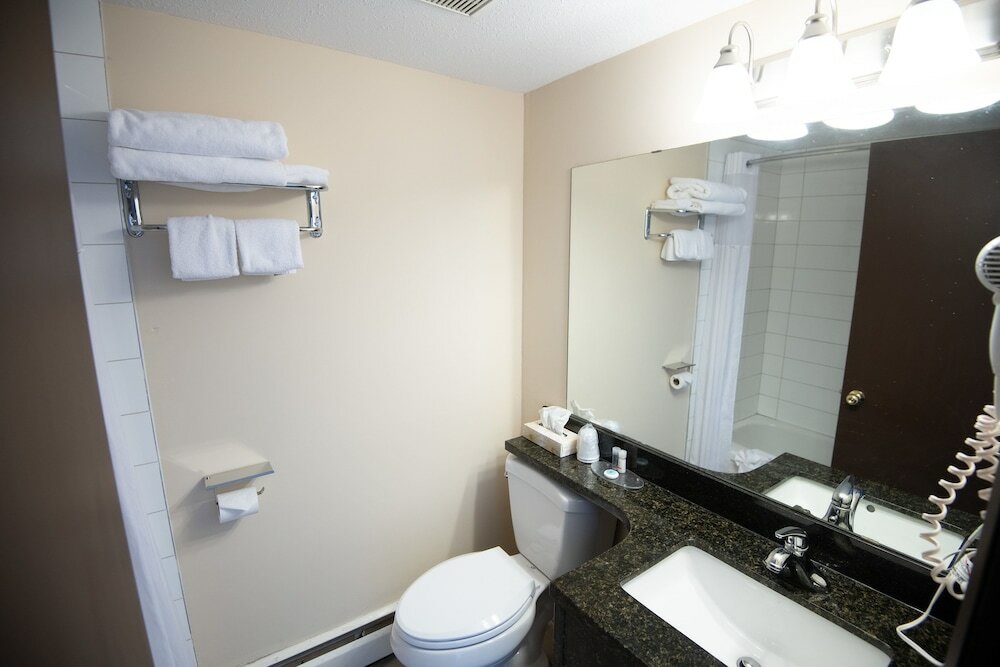 Фото Connaught Motor Inn