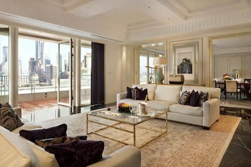 Фото The Peninsula Shanghai