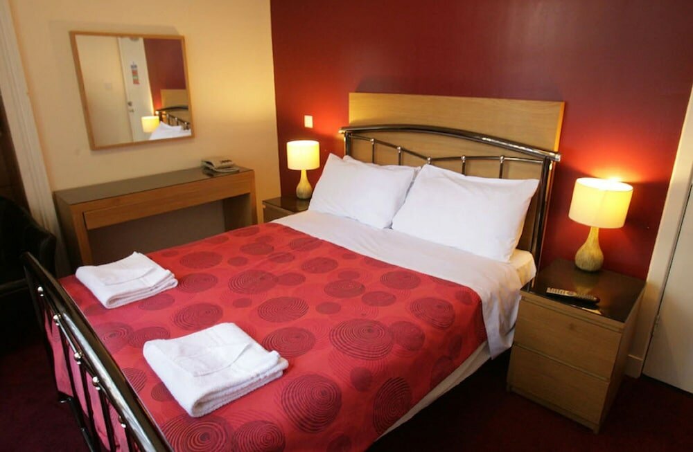 Фото Clifton Hotel