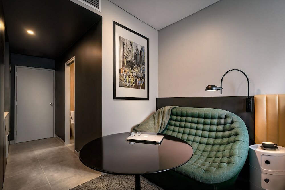 Фото Veriu Green Square