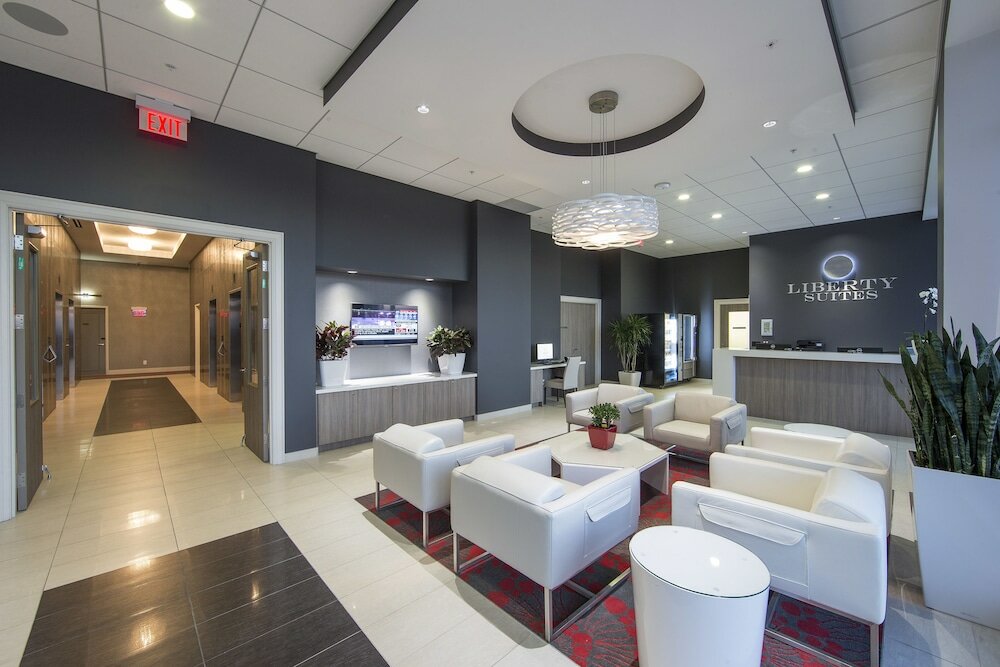 Фото Liberty Suites Hotel
