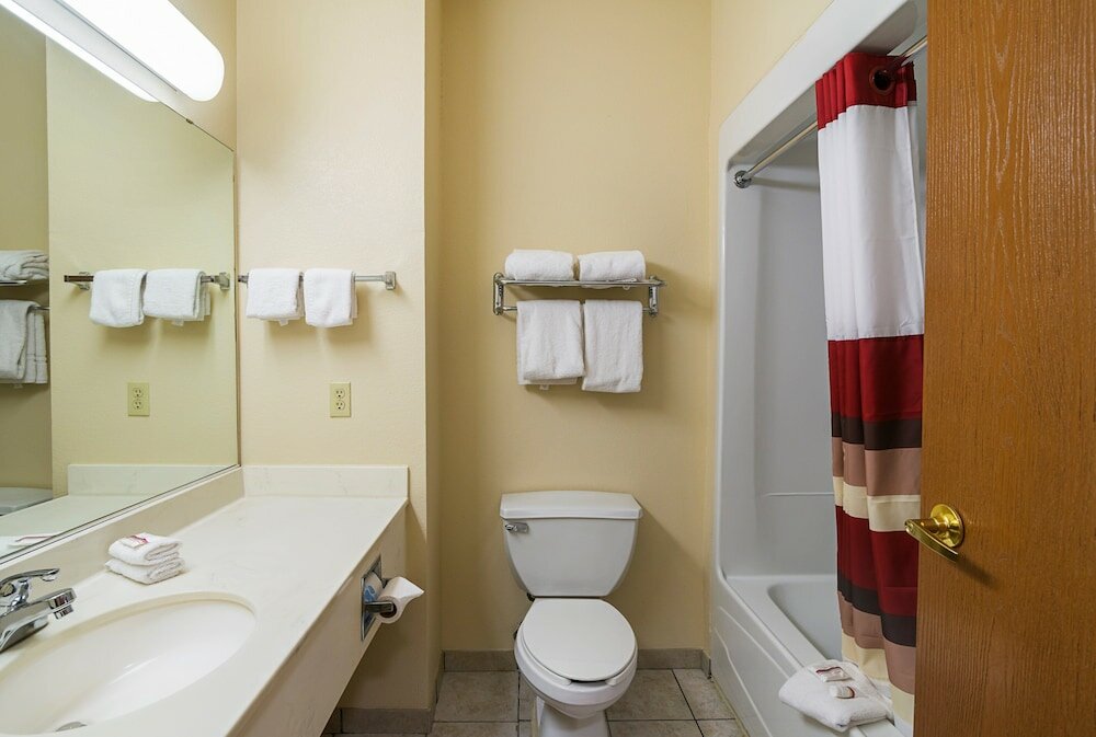 Фото Red Roof Inn South Bend - Mishawaka