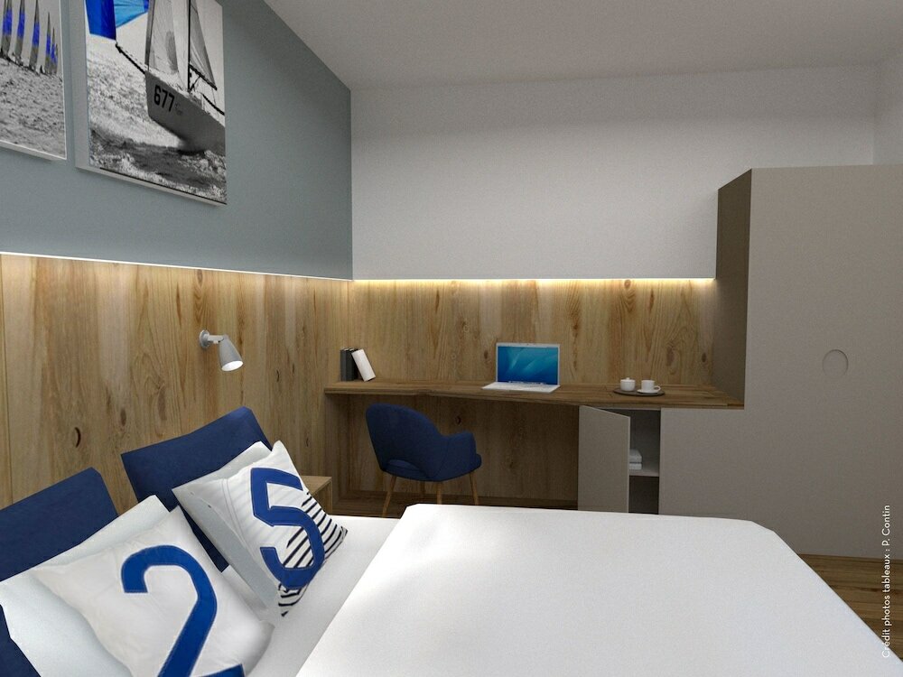 Фото Hotel des Marins