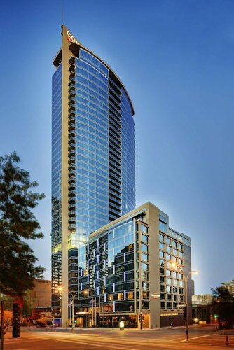 Гостиница Courtyard by Marriott Montreal Downtown в Монреале
