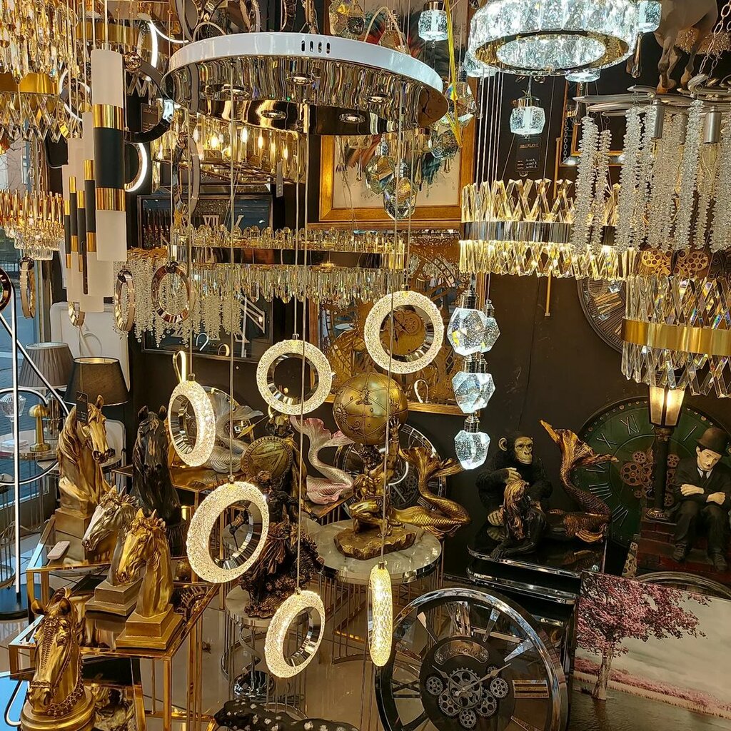 Lamps Gold Light Chandelier and Accessory Store, Istanbul, photo