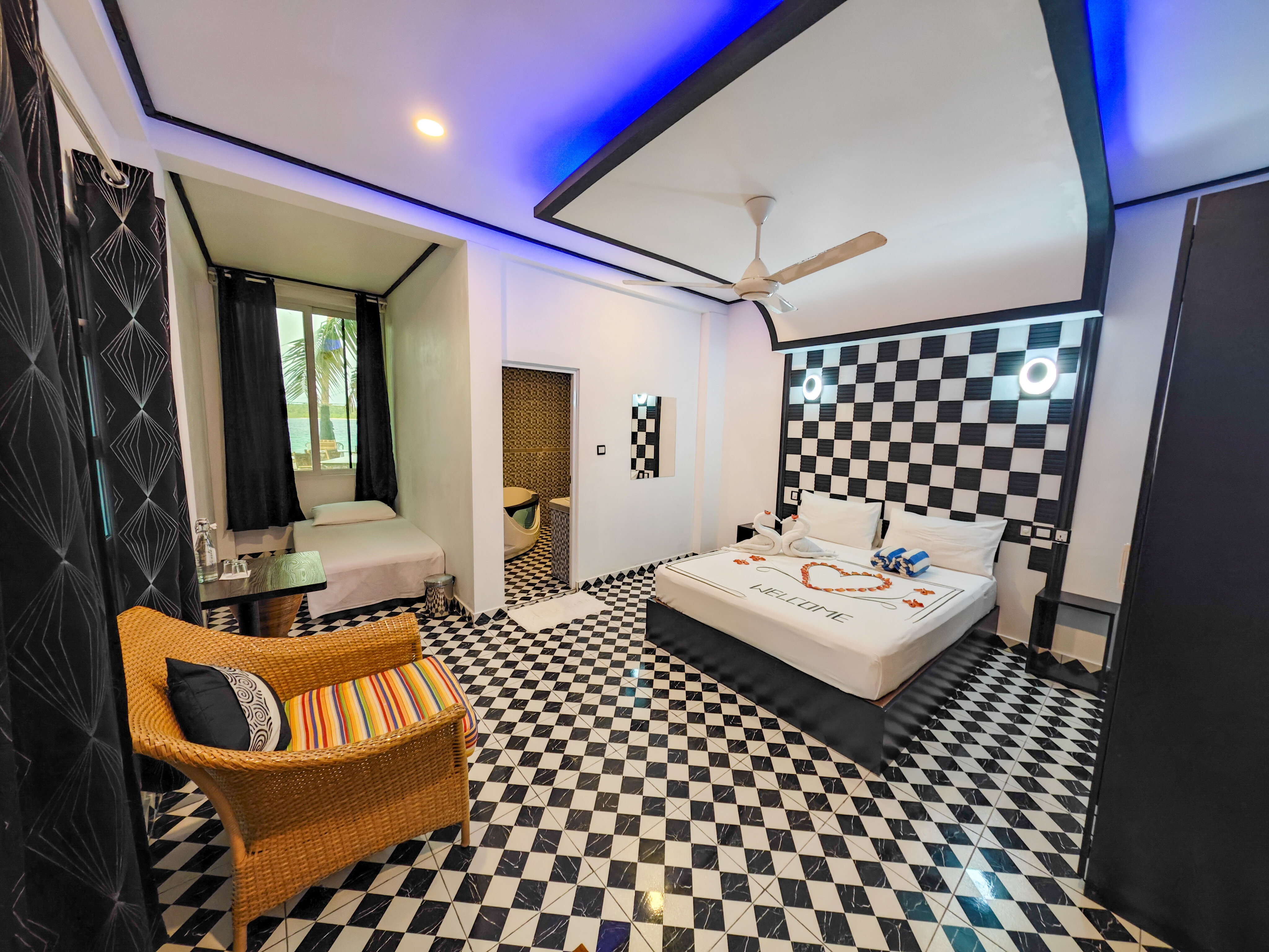 Фото Dhonfulhafi Beach View & SPA