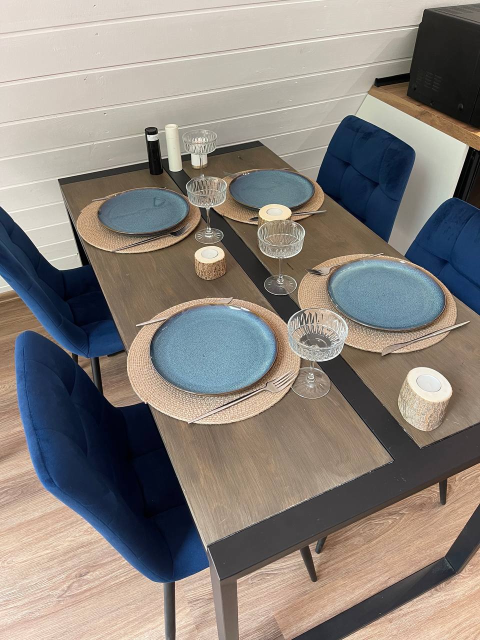 Фото A-frame Friday